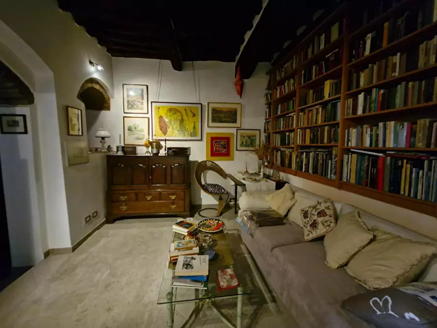 Immagine 20 di Appartamento in vendita  a Campiglia Marittima