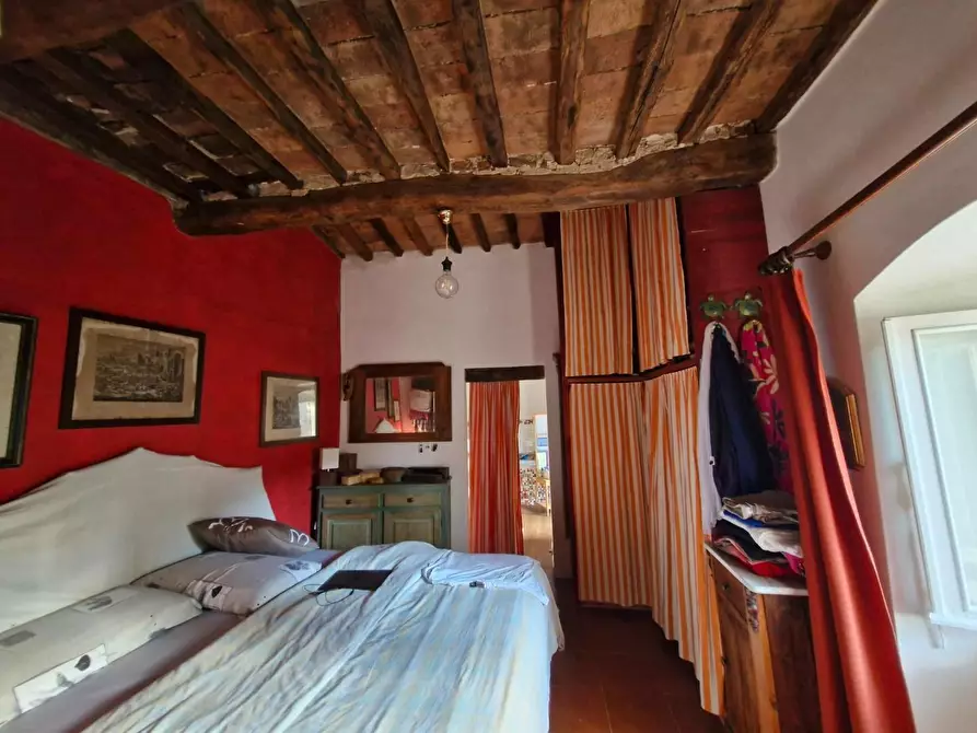 Immagine 35 di Appartamento in vendita  a Campiglia Marittima