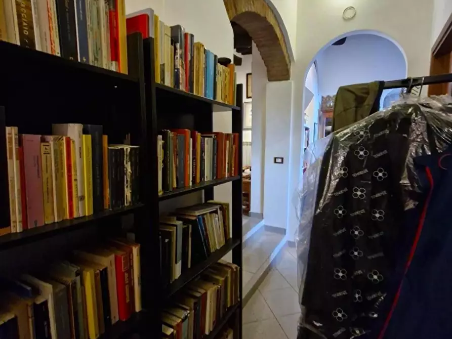 Immagine 23 di Appartamento in vendita  a Campiglia Marittima