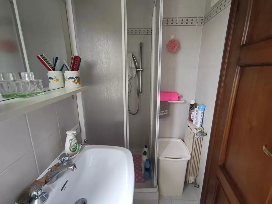 Immagine 18 di Appartamento in vendita  a Follo