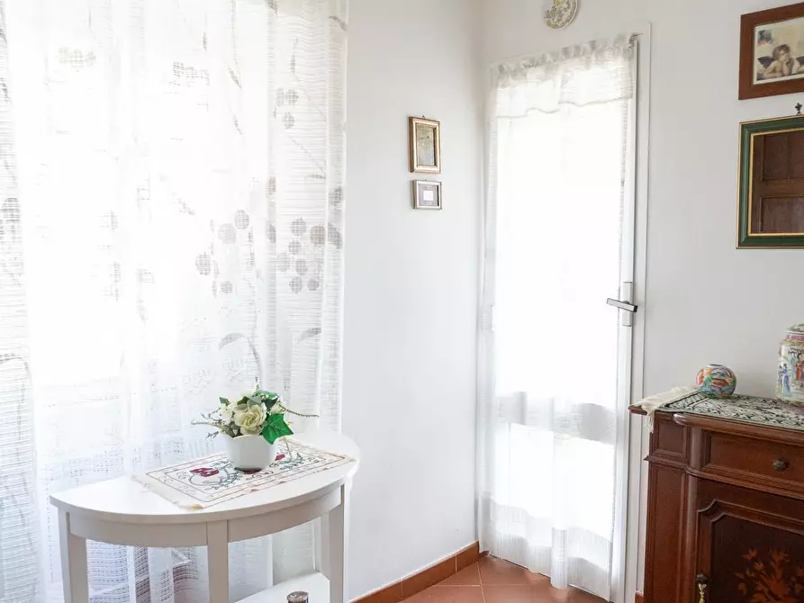 Immagine 23 di Appartamento in vendita  a Follo