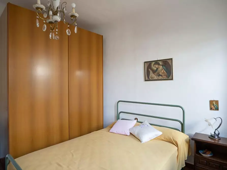 Immagine 32 di Appartamento in vendita  a Follo