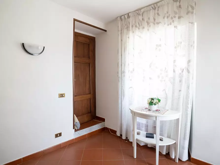 Immagine 19 di Appartamento in vendita  a Follo