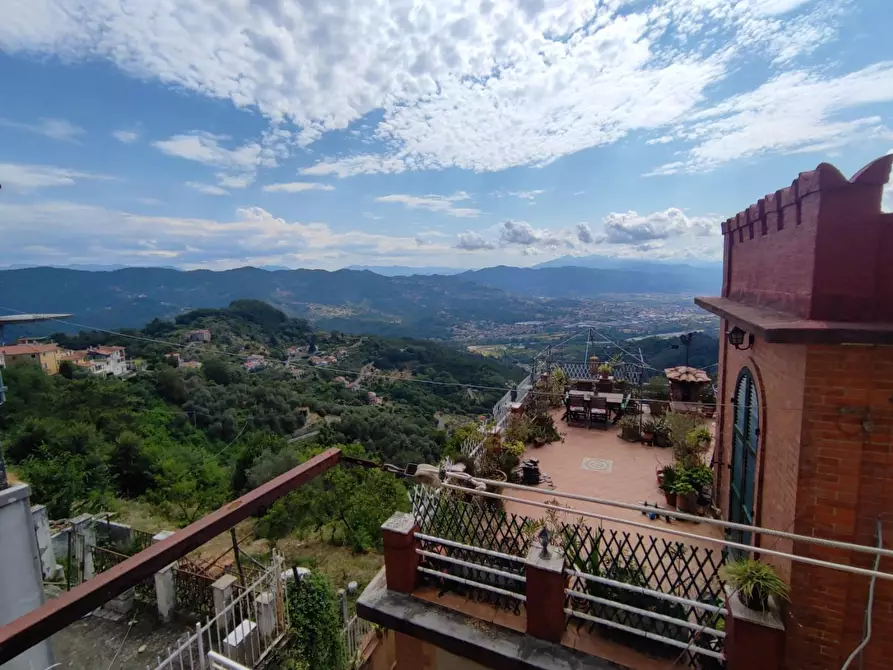 Immagine 7 di Appartamento in vendita  a Follo