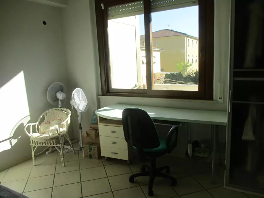 Immagine 19 di Appartamento in vendita  a Pontedera