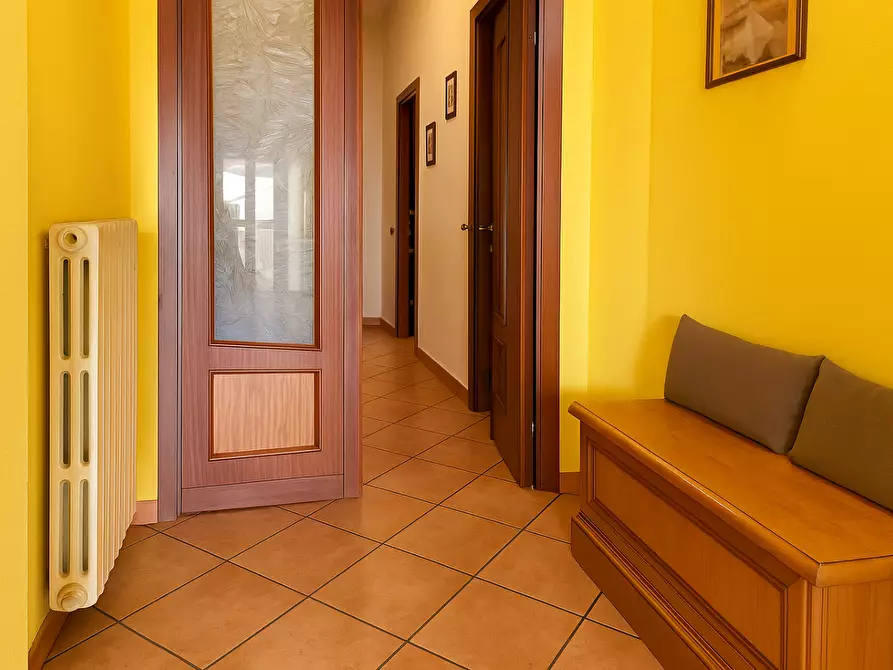 Immagine 4 di Appartamento in vendita  a Cascina