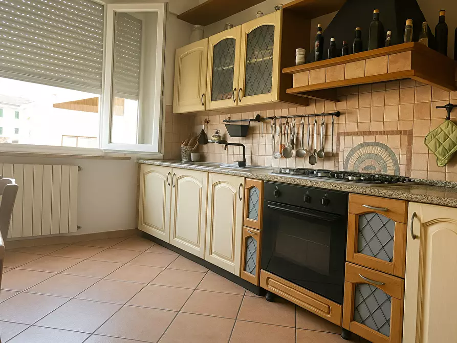 Immagine 5 di Appartamento in vendita  a Cascina