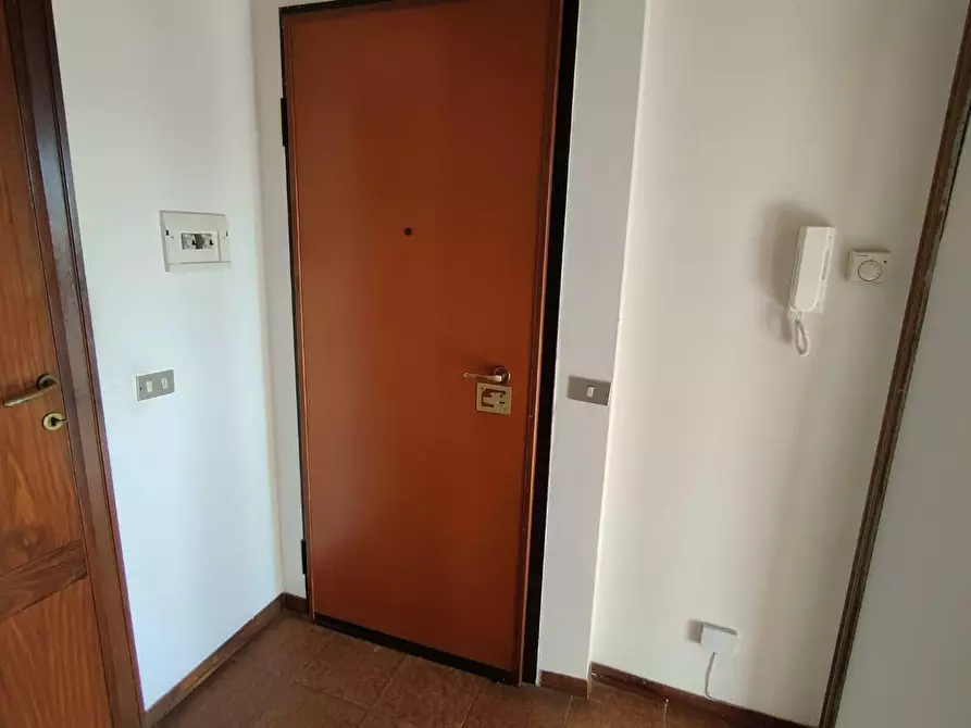 Immagine 14 di Appartamento in vendita  a Viareggio