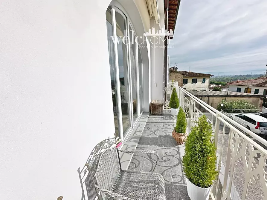 Immagine 1 di Appartamento in vendita  a Signa