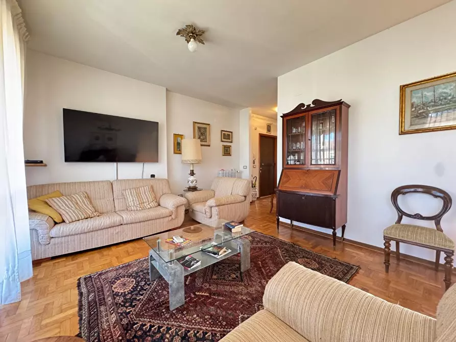 Immagine 5 di Appartamento in vendita  a Pisa