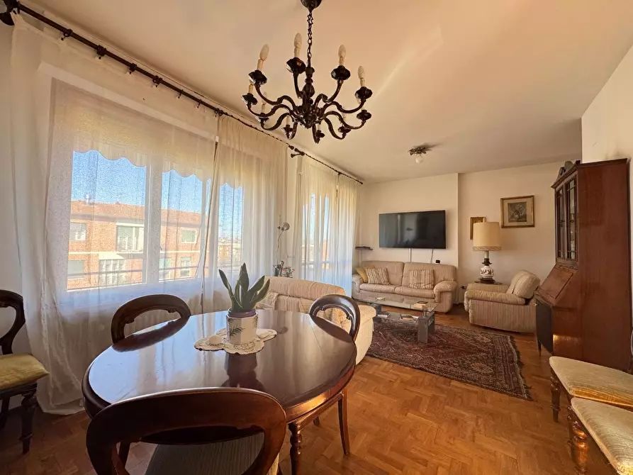 Immagine 4 di Appartamento in vendita  a Pisa