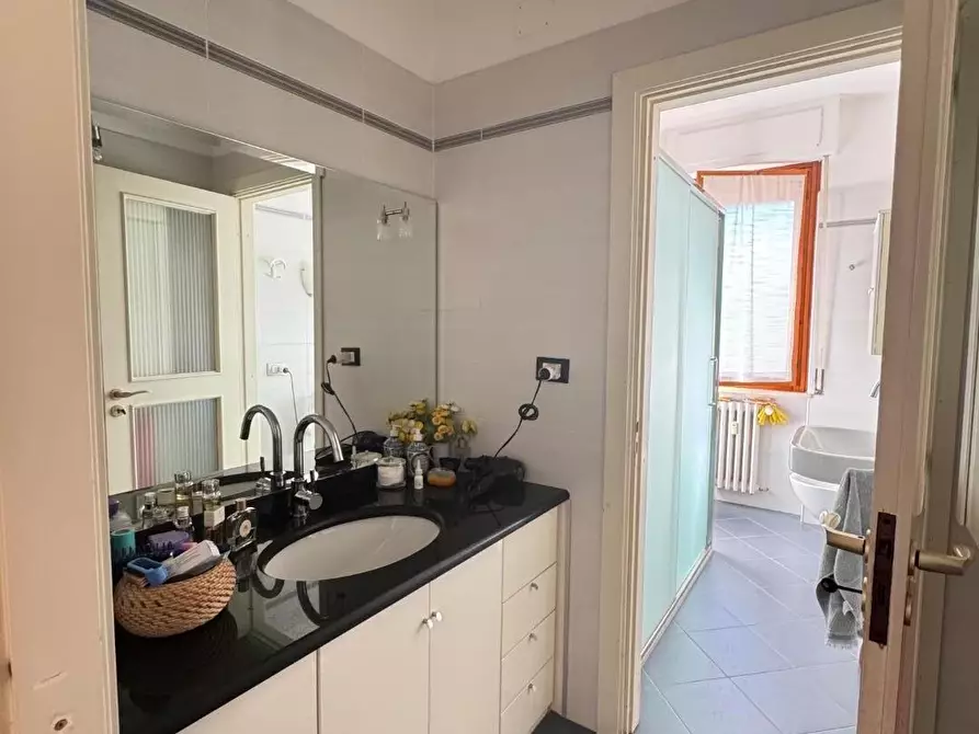 Immagine 18 di Appartamento in vendita  a Pisa