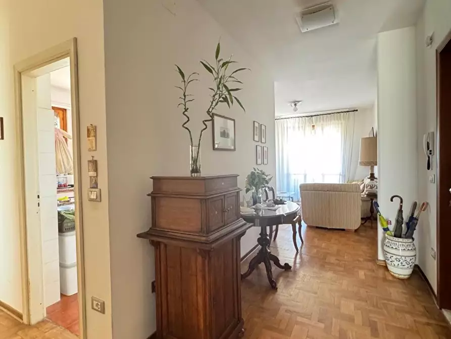 Immagine 21 di Appartamento in vendita  a Pisa