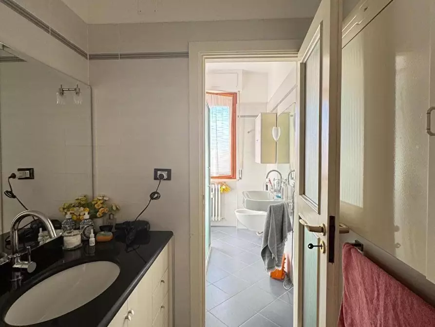 Immagine 20 di Appartamento in vendita  a Pisa