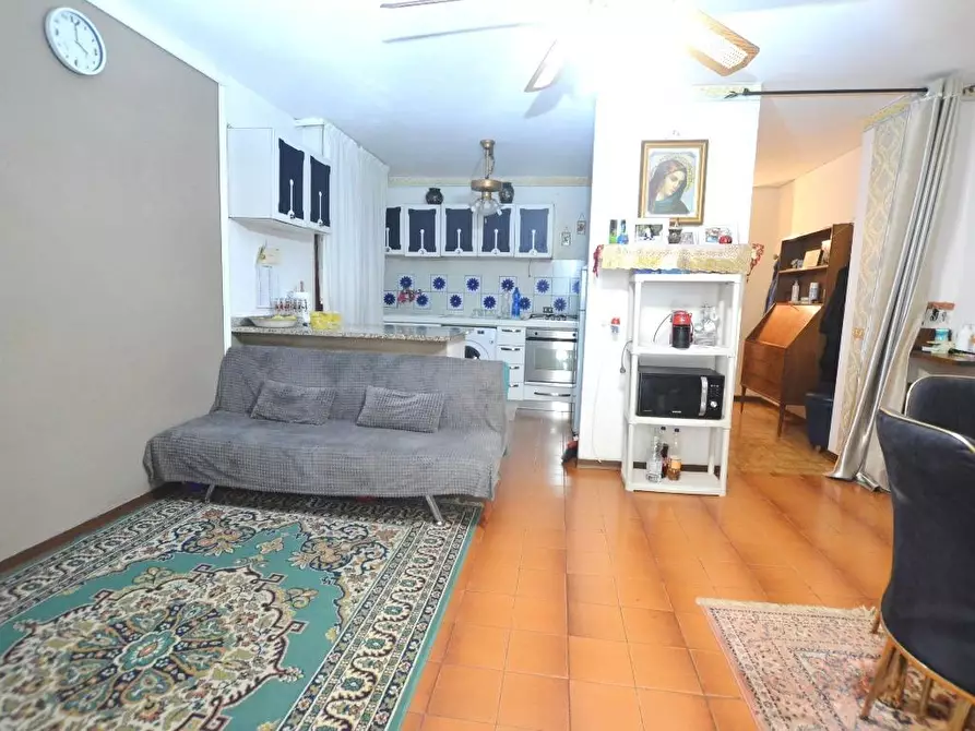 Immagine 26 di Villa in vendita  a Lucca