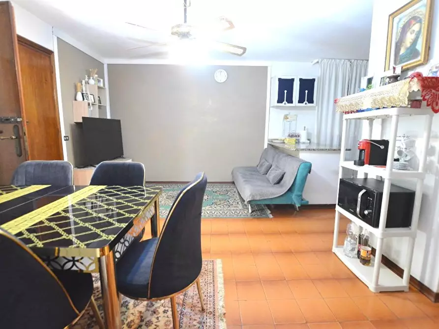 Immagine 25 di Villa in vendita  a Lucca