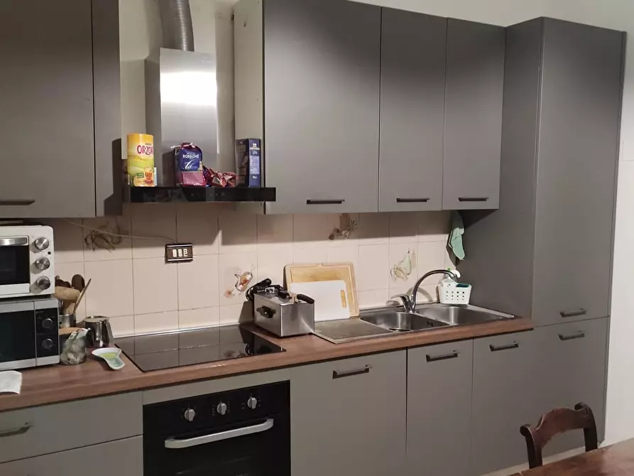 Immagine 5 di Villa in vendita  a Pisa