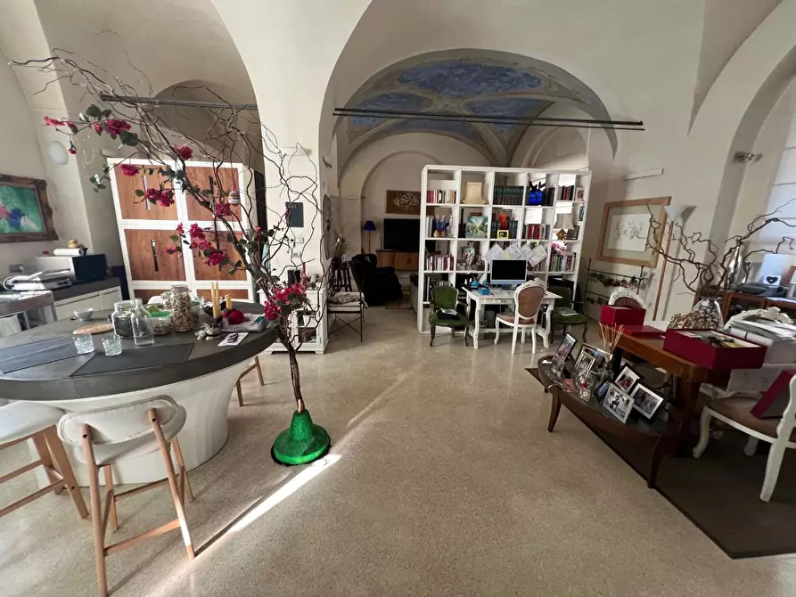 Immagine 27 di Loft/Open space in vendita  a Empoli