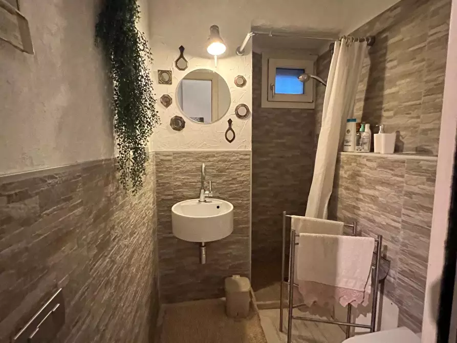 Immagine 24 di Loft/Open space in vendita  a Empoli