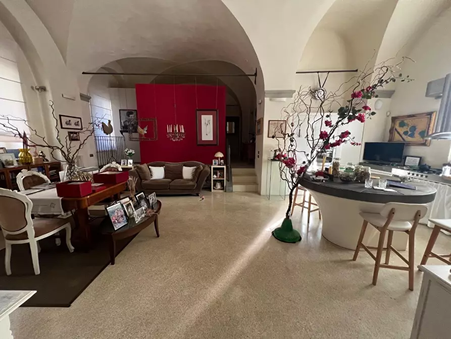 Immagine 7 di Loft/Open space in vendita  a Empoli