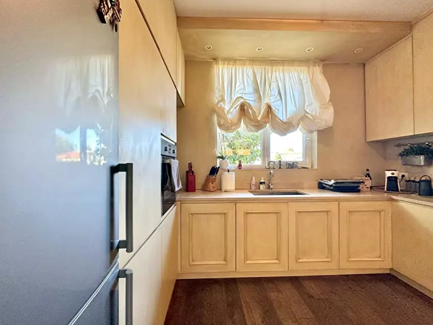 Immagine 8 di Casa bifamiliare in vendita  a Pietrasanta