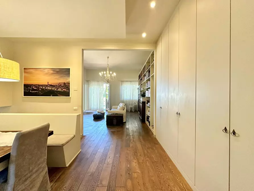 Immagine 3 di Casa bifamiliare in vendita  a Pietrasanta