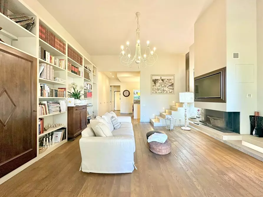 Immagine 19 di Casa bifamiliare in vendita  a Pietrasanta