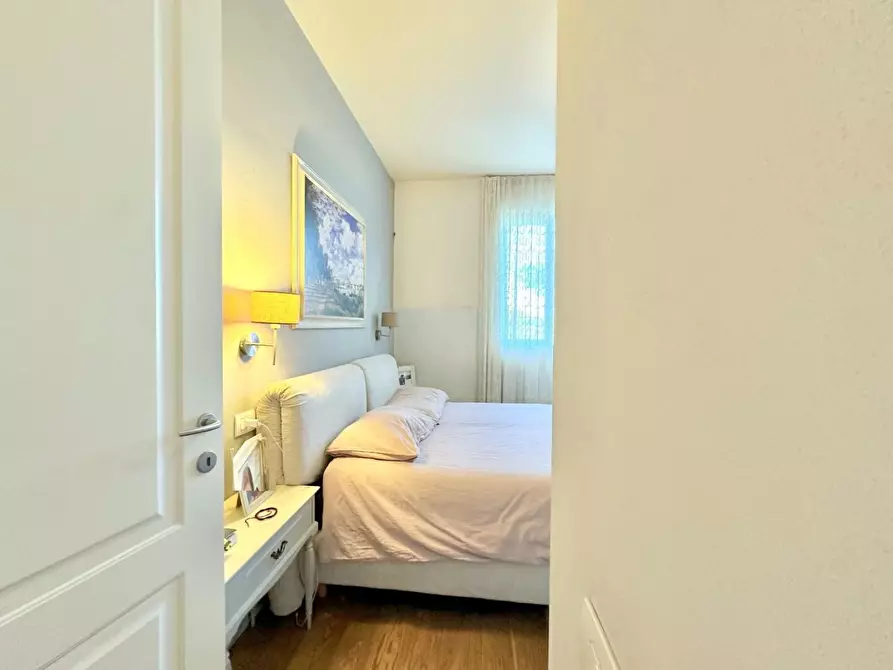 Immagine 25 di Casa bifamiliare in vendita  a Pietrasanta