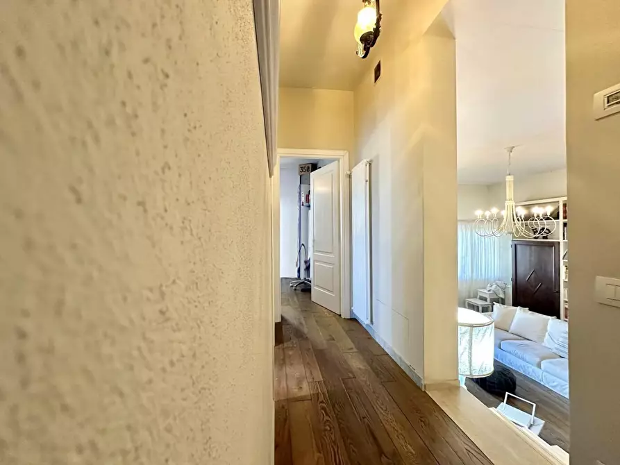 Immagine 34 di Casa bifamiliare in vendita  a Pietrasanta