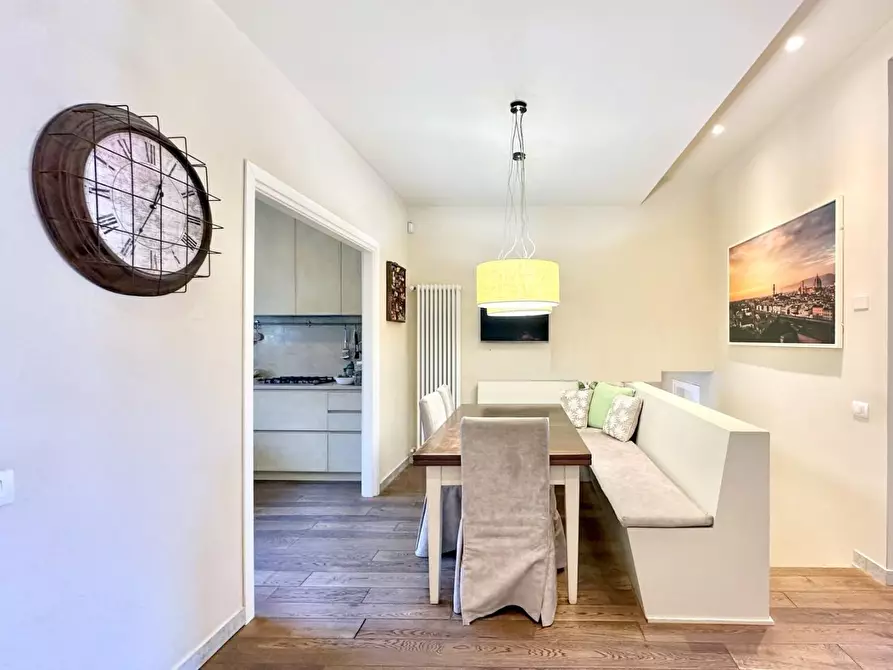 Immagine 4 di Casa bifamiliare in vendita  a Pietrasanta