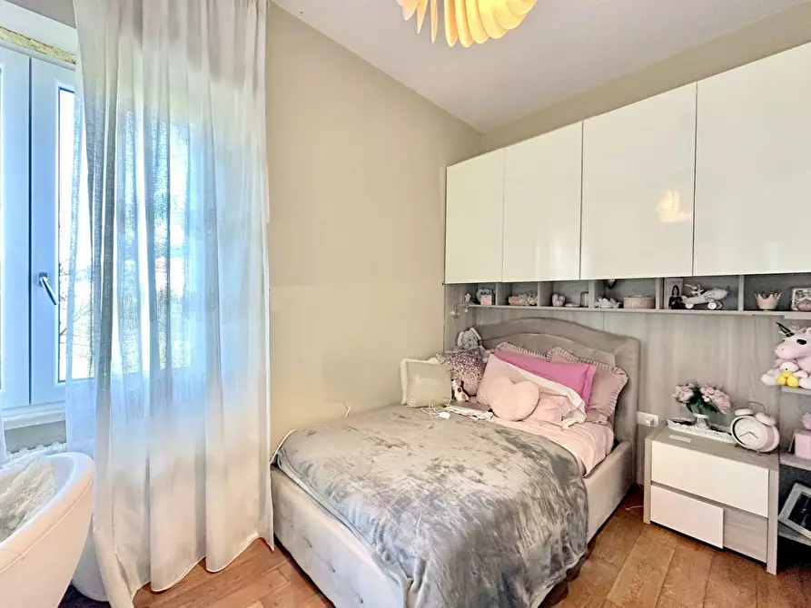 Immagine 37 di Casa bifamiliare in vendita  a Pietrasanta