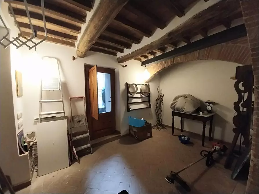 Immagine 31 di Rustico / casale in vendita  a Calci