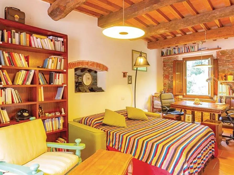 Immagine 12 di Rustico / casale in vendita  a Calci