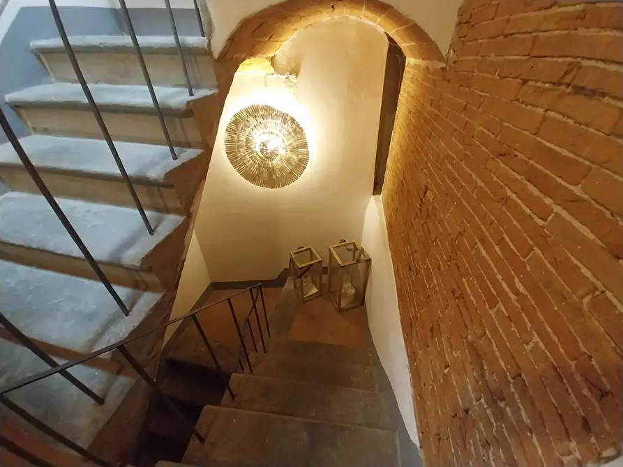 Immagine 24 di Rustico / casale in vendita  a Calci