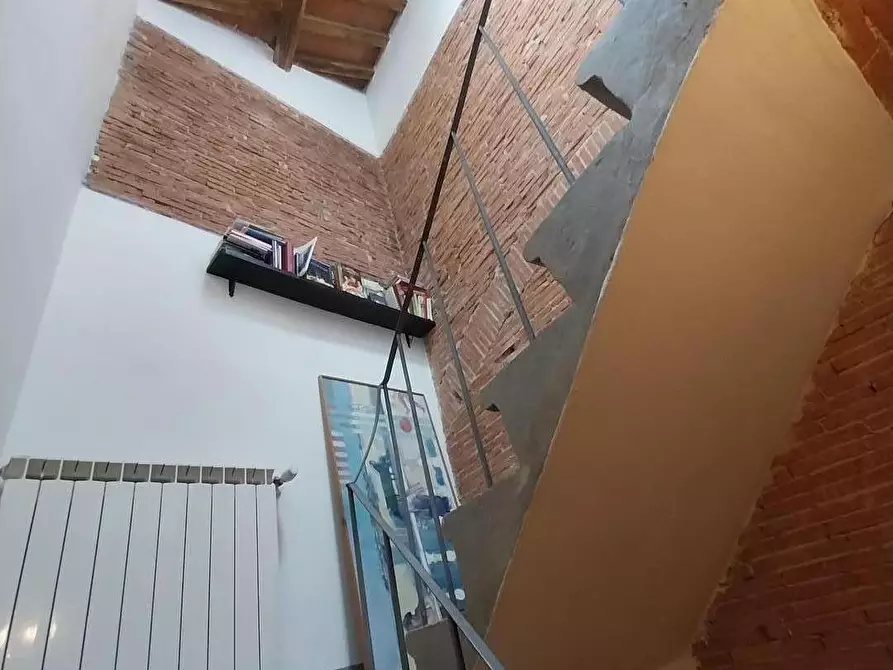 Immagine 26 di Rustico / casale in vendita  a Calci