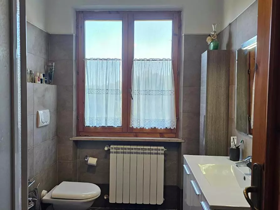 Immagine 44 di Villa in vendita  a Crespina Lorenzana