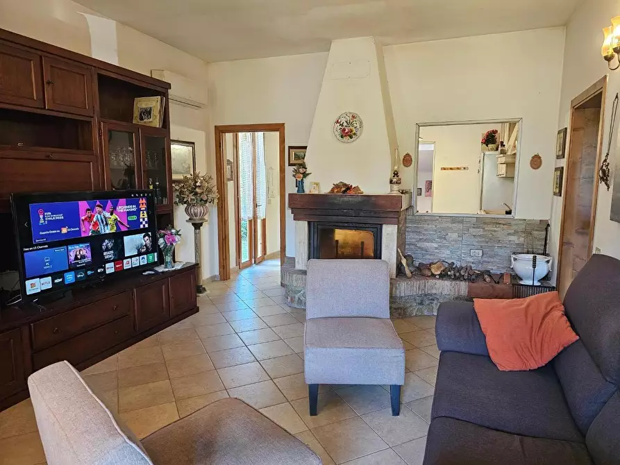 Immagine 24 di Villa in vendita  a Crespina Lorenzana