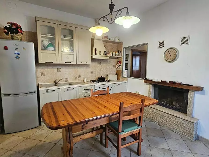 Immagine 28 di Villa in vendita  a Crespina Lorenzana