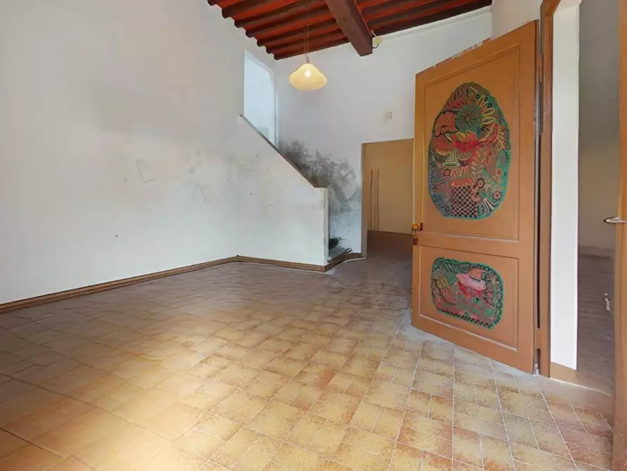 Immagine 4 di Rustico / casale in vendita  a Pisa