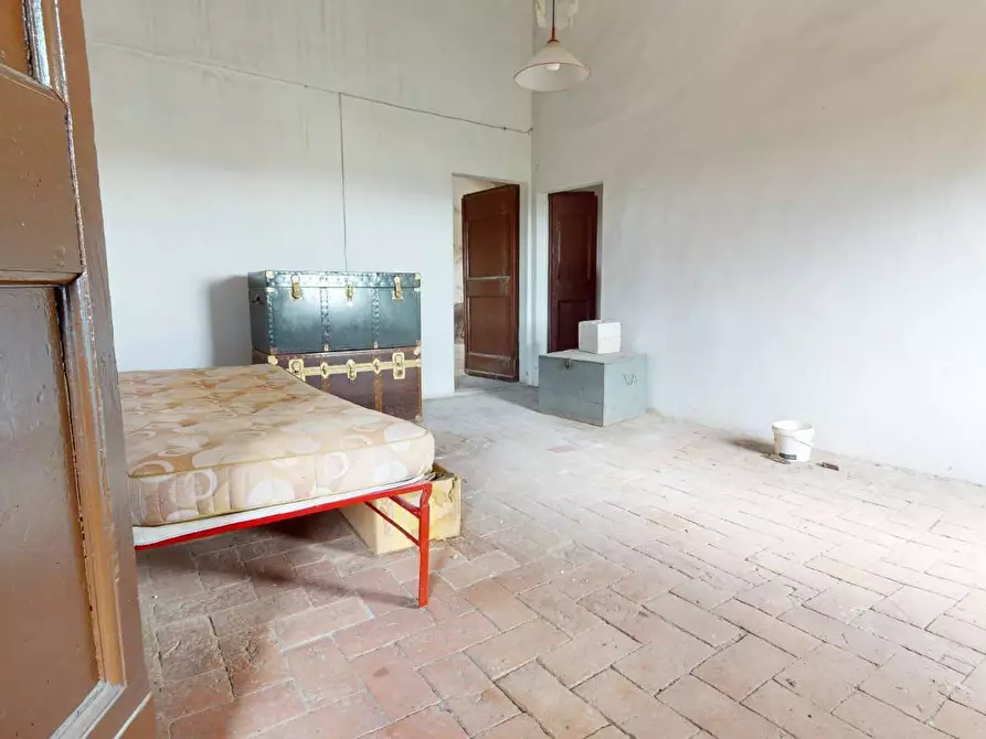 Immagine 13 di Rustico / casale in vendita  a Pisa