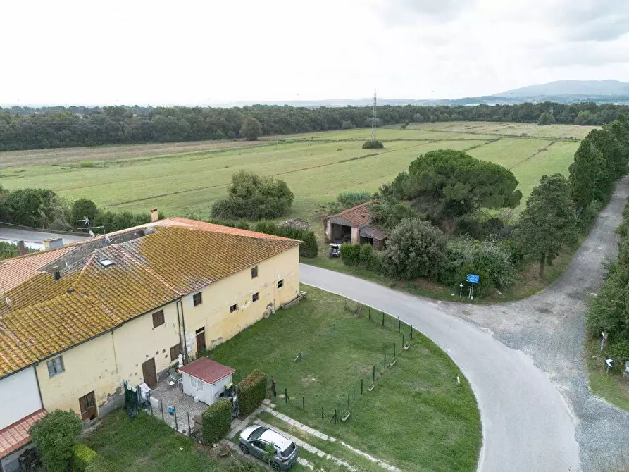 Immagine 30 di Rustico / casale in vendita  a Pisa