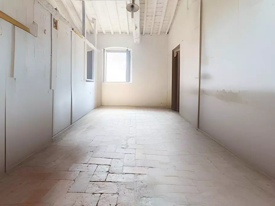 Immagine 43 di Rustico / casale in vendita  a Pisa