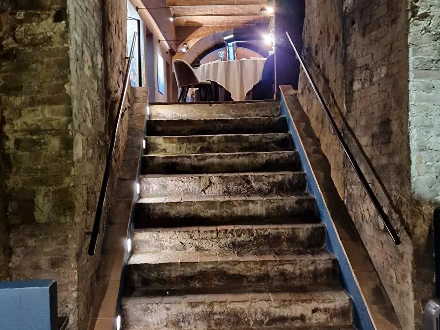 Immagine 6 di Bar / Ristorante in vendita  a Siena