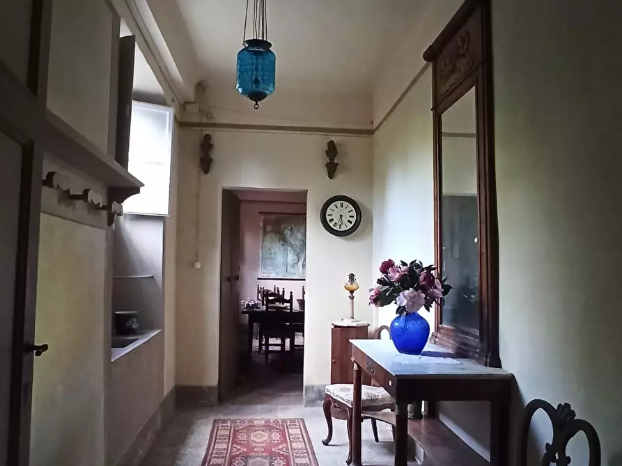 Immagine 26 di Villa in vendita  a Lucca