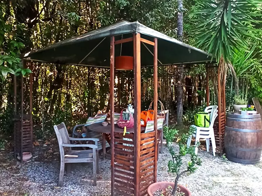 Immagine 36 di Villa in vendita  a Lucca