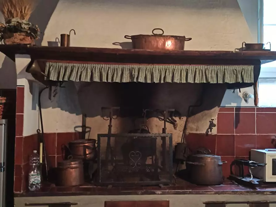 Immagine 37 di Villa in vendita  a Lucca