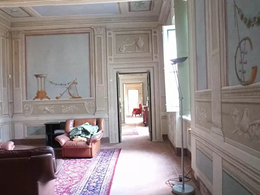 Immagine 34 di Villa in vendita  a Lucca