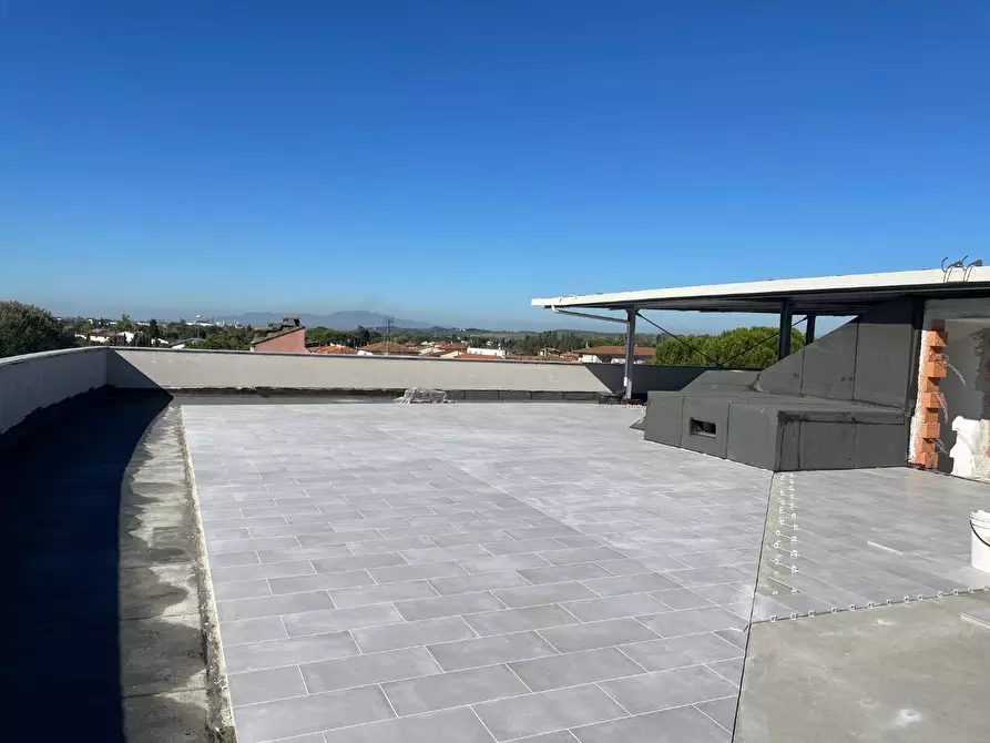 Immagine 11 di Appartamento in vendita  a Empoli