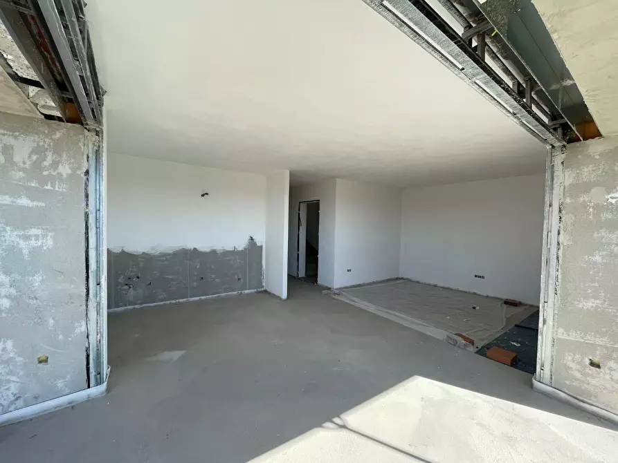 Immagine 21 di Appartamento in vendita  a Empoli