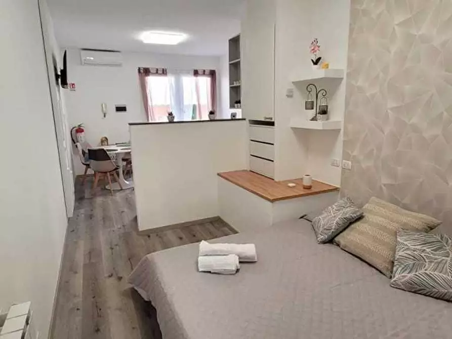 Immagine 9 di Appartamento in vendita  a Ameglia